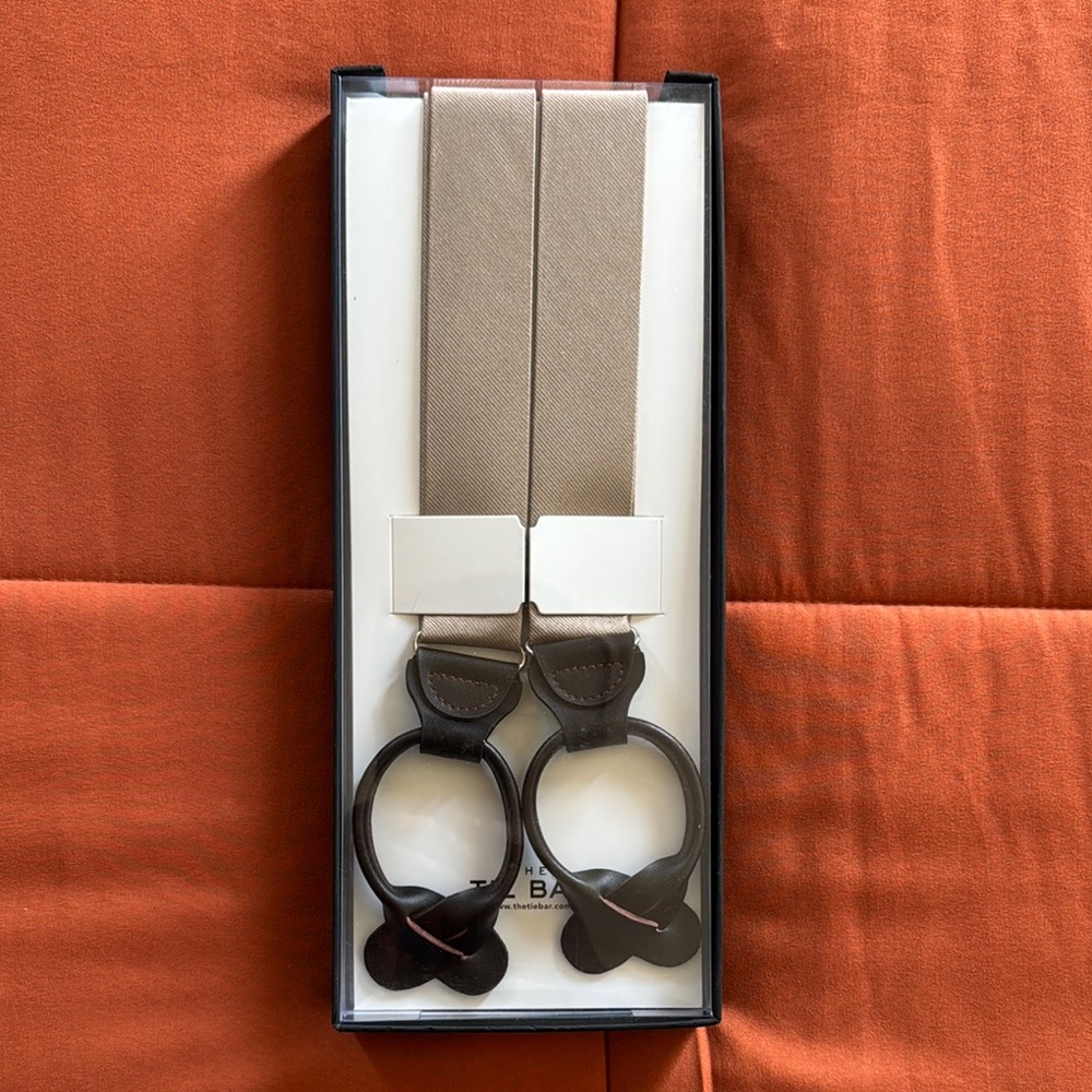 The Tie Bar Champagne Loop Suspenders